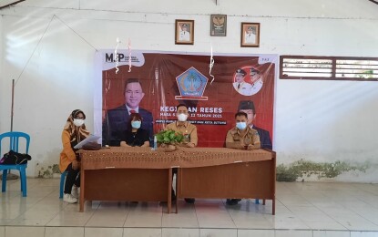 MJP Serap Aspirasi di Saronsong Satu, Penambahan Pengajar di Sekolah Salah Satu Aspirasi