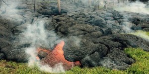 Lava panas memasuki pemukiman Hawaii.