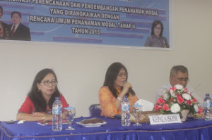  Kepala Badan Koordinasi Penanaman modal (BKPM) Provinsi Sulut Dra. Lynda D. Watania, MM, MSi. 