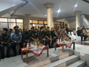 SHS dan FORKOMPIMDA Sulut lepas Pawai Taptu.