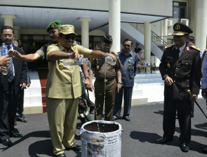 Program Brenti Jo Bagate Dapat Dukungan Dari Pj Gubernur. 